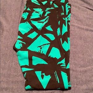 LuLaRoe OS leggings